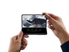 Das Oppo Find N, hier im Bild, könnte bald auch als OnePlus Foldable zu haben sein, dann hoffentlich endlich auch in Europa.