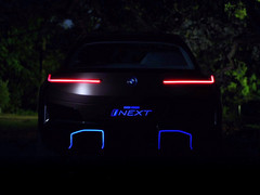 BMW Vision iNext in Bildern und Videos angeteasert.