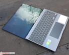 ASUS ZenBook 14X OLED UX5400EA-L7154W mit 3K-OLED und Nvidia MX 450