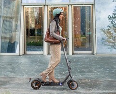 Den E-Scooter Honey Whale E9 Max mit ABE gibt es aktuell für nur 229 Euro. (Bildquelle: Geekbuying)