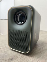 Der Xming Page One besteht aus Kunststoff und ist gut verarbeitet