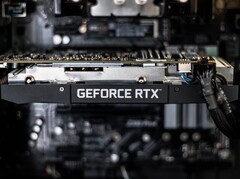 Die Founders Edition aller aktuellen Nvidia GeForce RTX Grafikkarten werden in Deutschland um bis zu 100 Euro teurer (Bild: Christian Wiediger)