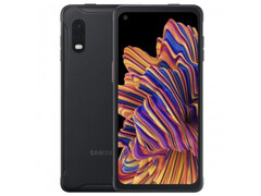 Das Samsung Galaxy XCover Pro von vorne und hinten