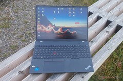Lenovo ThinkPad T16 G1 Intel: Endlich ein 16:10-Display (Low Power) und ein 86 Wh großer Akku