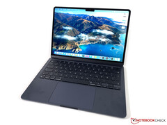 Test Apple MacBook Air M2 Entry - Das sehr gute, aber zu teure Alltags-MacBook
