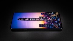 Die Moto Edge X30 Under Screen Edition mit unsichtbarer Frontkamera soll im März in China in den Handel starten. (Bild: Motorola)