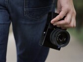 Die Zeiss ZX1 legt bald los: In Deutschland soll die Vollformat-Kamera mit Photoshop Lightroom an Bord am 29. Oktober offiziell launchen.