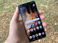 Das Poco F6 bekommt eine neue Software-Aktualisierung (Bildquelle: Manuel Masiero, Notebookcheck)