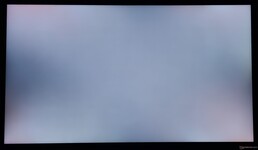 Ungleichmäßige Helligkeitsverteilung entlang der Kanten bei langen Belichtungszeiten