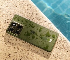 Motorola soll dem ultradünnen Edge 70 bald ein günstigeres Edge 70 Fusion zur Seite stellen. (Bildquelle: Motorola)