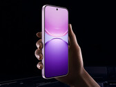 Das Y600K Turbo ist identisch mit dem Y600 Turbo. Zu sehen ist ein bearbeitetes Promo-Bild, das die Vorderseite des Smartphones zeigt.