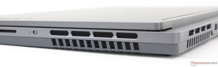 Rechts: SD-Leser, Kamera-Kill-Schalter