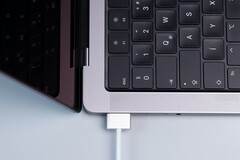 Wer heute ein MacBook Pro bei Apple bestellt, bekommt es unter Umständen erst im Juli geliefert. (Bild: dlxmedia.hu)