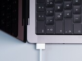 Wer heute ein MacBook Pro bei Apple bestellt, bekommt es unter Umständen erst im Juli geliefert. (Bild: dlxmedia.hu)