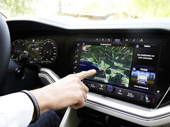 Dank eSIM: Der VW Touareg ist Always-on.