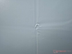 Leichte Spuren vom Zusammenlegen auf dem PVC-Tuch.