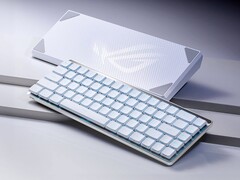 Die erste Low Profile Tastatur mit ROG-Branding ist da, und bringt ungewöhnliche Features mit. (Bild: Asus)