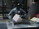 Ein Screenshot aus dem Livestream des Figure AI 03 beim Sortieren von Paketen. 