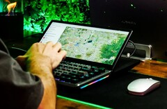 Aura Displays packt einen 13 Zoll Touchscreen in eine mechanische Tastatur. (Bildquelle: Aura Displays)