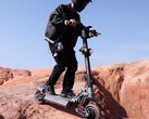 Titan Pro: Offroad-E-Scooter ist sehr schnell (Bildquelle: Hiboy)