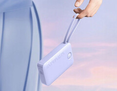Die Anker 335 Power Bank bietet ein integriertes USB-C-Kabel und einen Smartphone-Ständer. (Bild: Anker via GizmoChina)