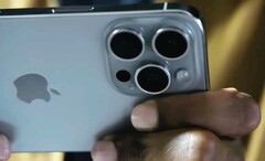 Das Apple iPhone 15 Pro lässt Nutzern die Wahl zwischen 12, 24 und 48 Megapixel Fotos. (Bild: Apple)