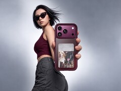 Das Ugreen Magic E-Ink Screen Case ergänzt das iPhone 18 Pro um ein rückseitiges Display zur Anzeige von Fotos