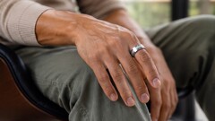 Der Signal Ring soll die 150 Jahre alte Manschette beim Blutdruckmessen ablösen und deutlich mehr Zuverlässigkeit bieten als Apple Watch oder Galaxy Watch.