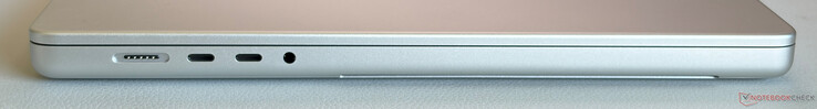 Links: MagSafe, 2x USB-C 4.0 mit Thunderbolt 5 (120 Gbit/s, DisplayPort 2.1, Power Delivery), 3,5-mm-Stereo-Klinkenstecker