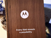 Motorola arbeitet offenbar an einem neuen Foldable-Smartphone (Bildquelle: Alex Maxham)