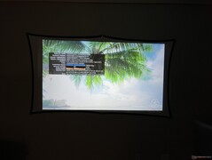 Bei voller Helligkeit werden die Lichter ausgeblendet, was zu einem etwas verwischten Bild führt