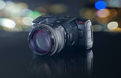 Die kompakte und vielseitige Pocket Cinema Camera 6K von Blackmagic Design gibt's jetzt dauerhaft günstiger. (Bild: Blackmagic Design)