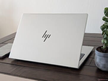 HP EliteBook 8 G1a 16.