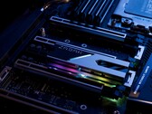 Wer einen ordentlich RGB-beleuchteten Computer bauen möchte, der hat nun eine weitere SSD zur Auswahl. (Bild: Zadak)