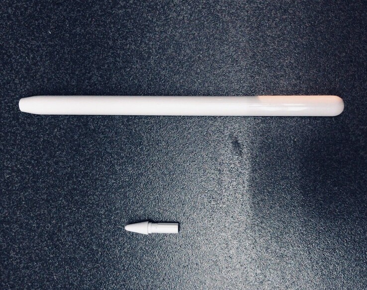 Schon im März war ein vermeintlicher neuer Apple Pencil 3 erstmals zu sehen. (Bild: Mr. White)