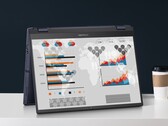 Das ExpertBook B5 Flip kommt mit einem optionalen OLED-Display (Bild: Asus)