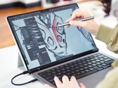 Der Intricuit Magic Screen erweitert das Apple MacBook Pro um einen Touchscreen. (Bildquelle: Intricuit)