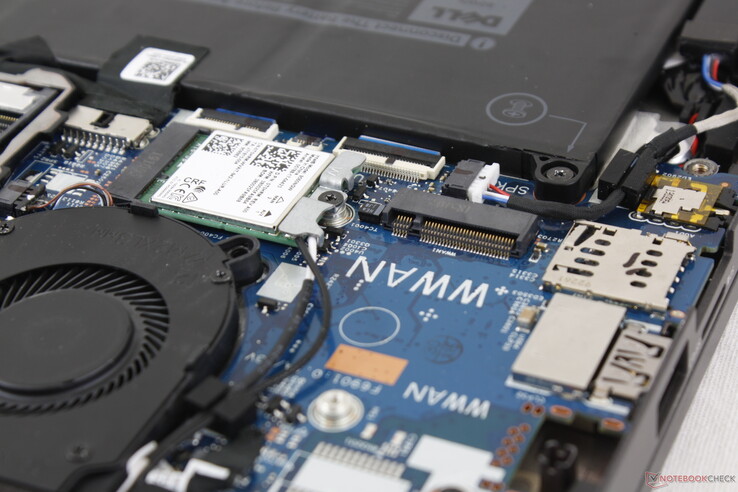 Man kann zwar theoretisch in jedes Modell ein WWAN-Modul einbauen, allerdings sind nicht alle Konfigurationen mit den benötigten Antennen ausgestattet