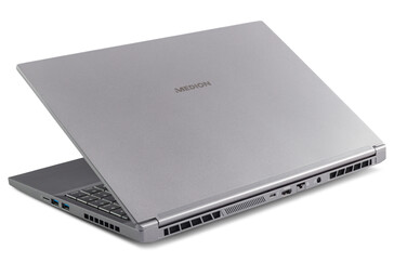 Einige Anschlüsse finden sich auf der Rückseite des Geräts (Bild: Medion)