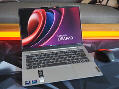 Test Lenovo IdeaPad Slim 5 14 Laptop: Gelungener Allrounder mit OLED-Display