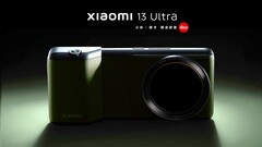 Das Xiaomi 13 Ultra als bessere Leica-Kompaktkamera? Handgriff und Filtergewinde sind in einer Spezialedition mit dabei.