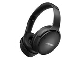 Mit der tollen aktiven Geräuschunterdrückung der Bose QuietComfort 45 steht ungestörtem Musikgenuss nichts im Wege (Bild: Bose)