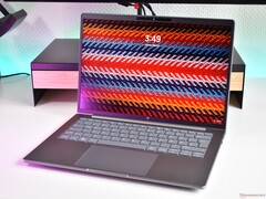 Schneller und ausdauernder Laptop mit 64 GB RAM: HP ZBook 8 G2a 14 Test