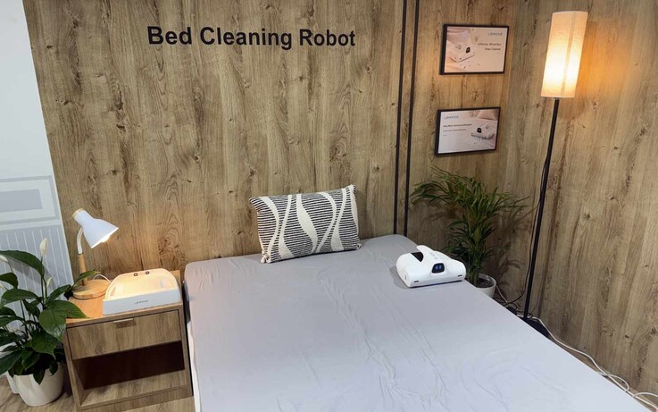 Bed Cleaning Robot