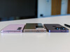 Vergleich (von links): Samsung Galaxy S23, Magic V2, iPhone 14 Pro (Foto: Daniel Schmidt)