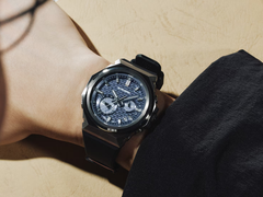 Die Casio G-Steel GST-B1000D-2AER mit blauem Zifferblatt ist nun auch in Deutschland erhältlich