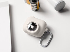 Die neueste Hülle von Elago schützt sowohl AirPods Pro als auch einen AirTag. (Bild: Elago)