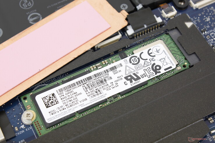 Die M.2-SSD ist mit einem kupfernen Wärmespreizer ausgestattet. Es gibt keine Option für einen zweiten internen Speicher