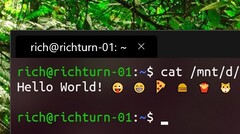 Das neue Terminal wird ein ganzes Stück hübscher, und das nicht nur dank des Emoji-Supports. (Bild: Microsoft)
