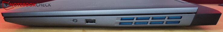 Rechts: Webcam-Shutter, USB-A 3.2 Gen 1 (5 Gbit/s)